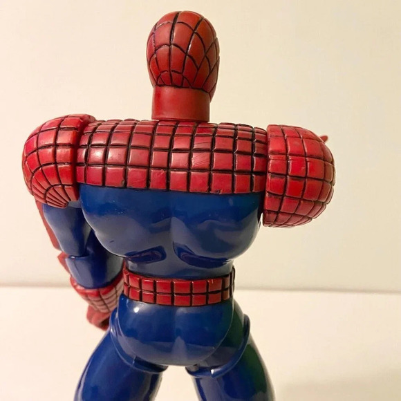 Vintage 1995 Toy Biz Spiderman 10  Inch Tall Poseable Action Figure - Picture 5 of 13